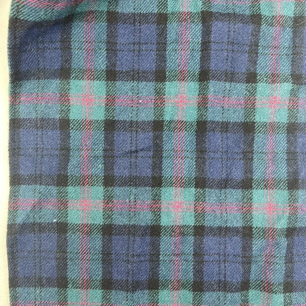 VTG Pendleton Plaid Virgin Wool Scarf Green Black Official Tartan Fringe FLAWS